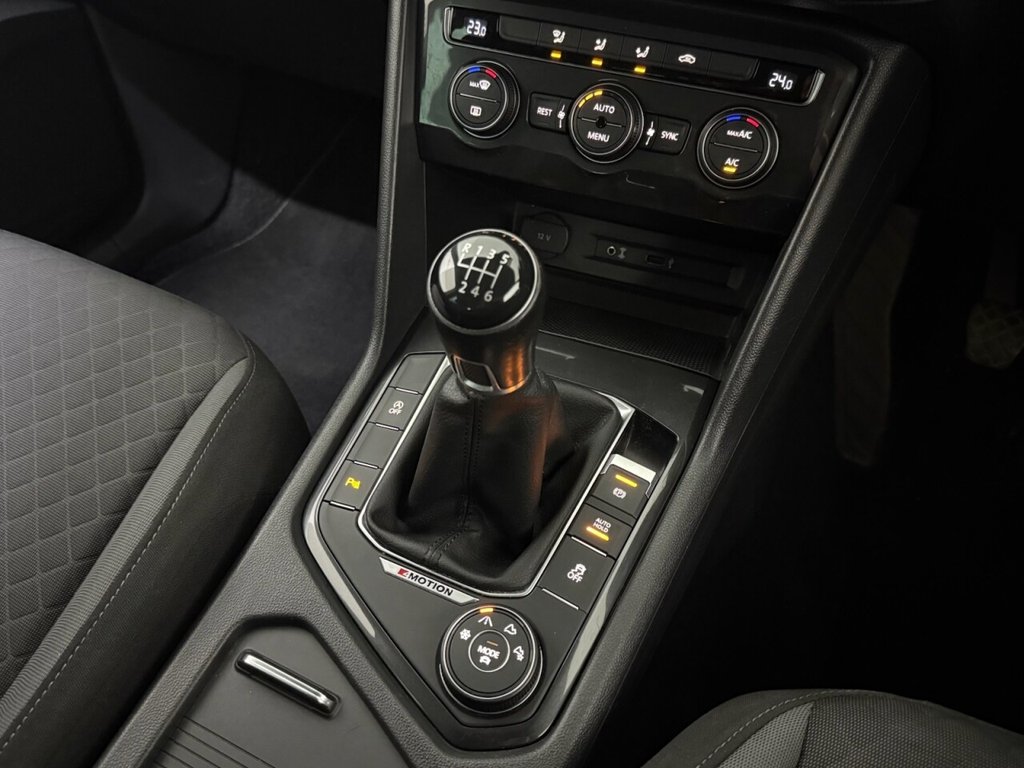 Used Volkswagen Tiguan 2016 for sale - 77172038: Photo 23