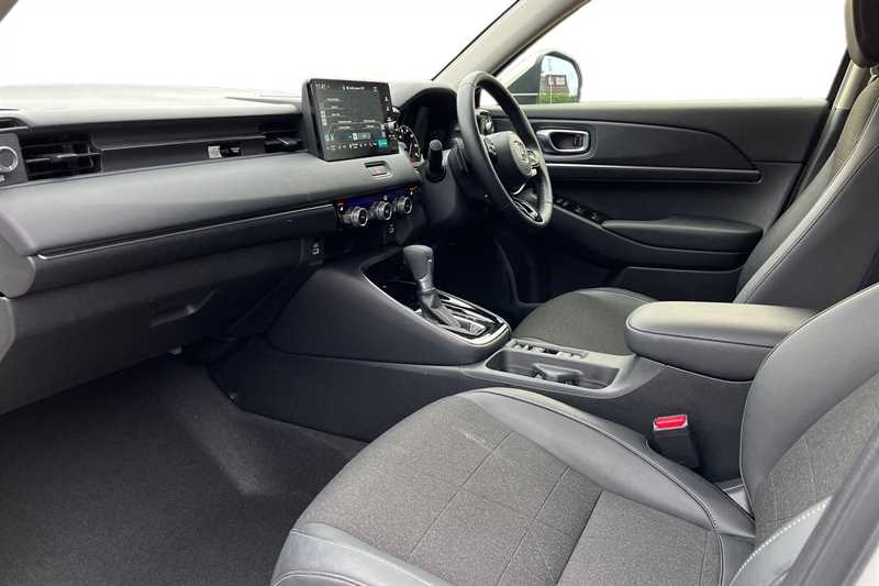 Used Honda HR-V 2023 for sale - 77389186: Photo 2