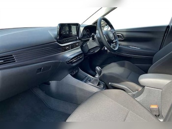 Used Hyundai i20 2024 for sale - 75710368: Photo