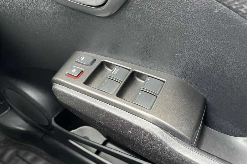 Used Honda Jazz 2013 for sale - 76351048: Photo 18