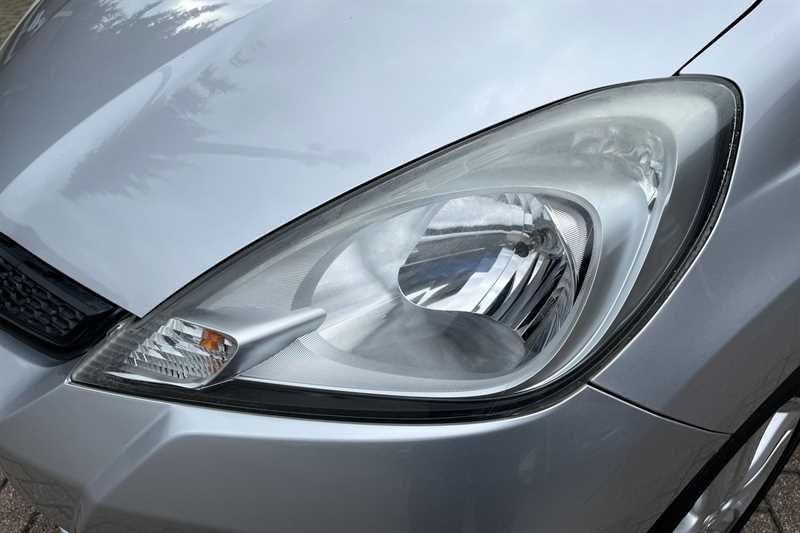 Used Honda Jazz 2013 for sale - 76351048: Photo 19