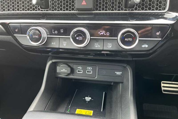 Used Honda Civic 2024 for sale - 75648905: Photo 16