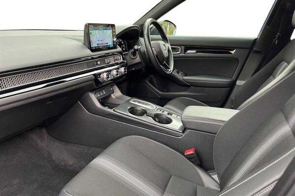 Used Honda Civic 2024 for sale - 75648905: Photo 2