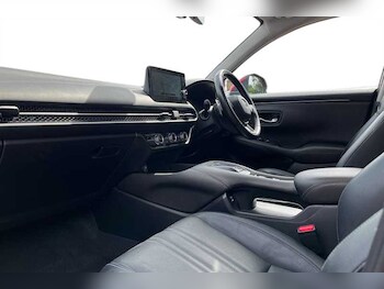 Used Honda ZR-V 2025 for sale - 78880543: Photo