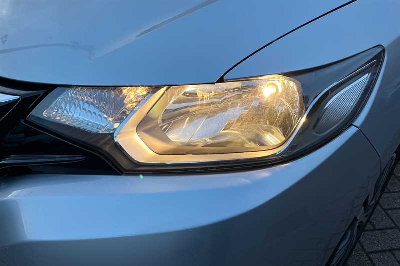 Used Honda Jazz 2015 for sale - 76705938: Photo 19