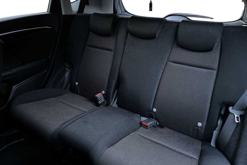 Used Honda Jazz 2015 for sale - 76705938: Photo 8