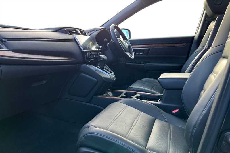 Used Honda CR-V 2018 for sale - 78187134: Photo 2