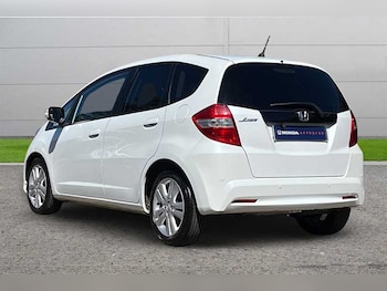 Used Honda Jazz 2014 for sale - 78385399: Photo