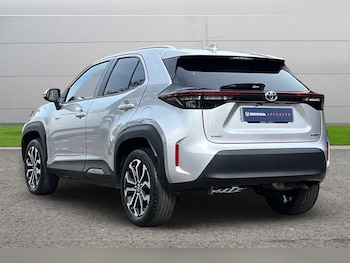 Used Toyota Yaris Cross 2022 for sale - 78089011: Photo