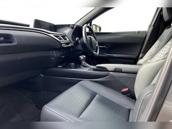 Used Lexus UX 2022 for sale - 78103213: Photo