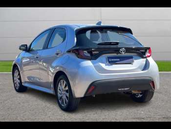 Used Toyota Yaris 2023 for sale - 74881052: Photo