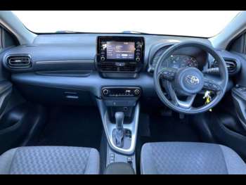 Used Toyota Yaris 2023 for sale - 74881052: Photo
