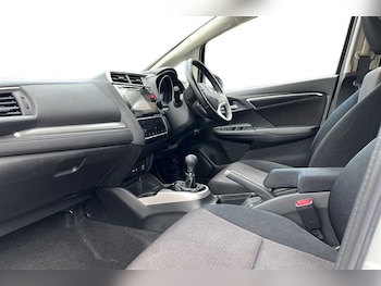 Used Honda Jazz 2016 for sale - 78506256: Photo