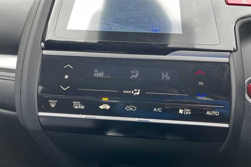 Used Honda Jazz 2017 for sale - 78051477: Photo 16