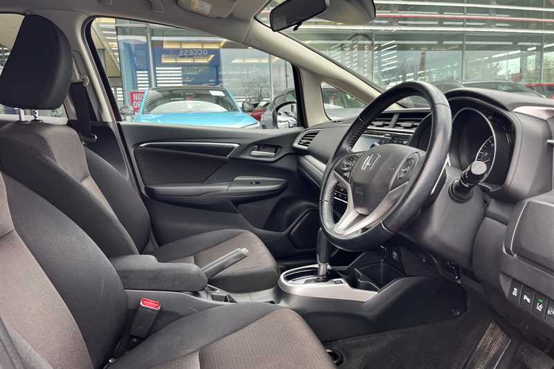 Used Honda Jazz 2017 for sale - 78051477: Photo 28