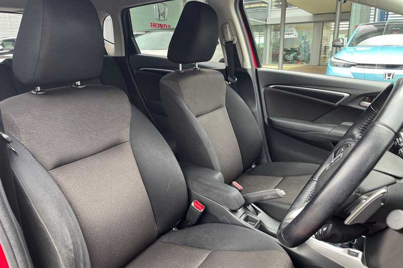 Used Honda Jazz 2017 for sale - 78051477: Photo 29