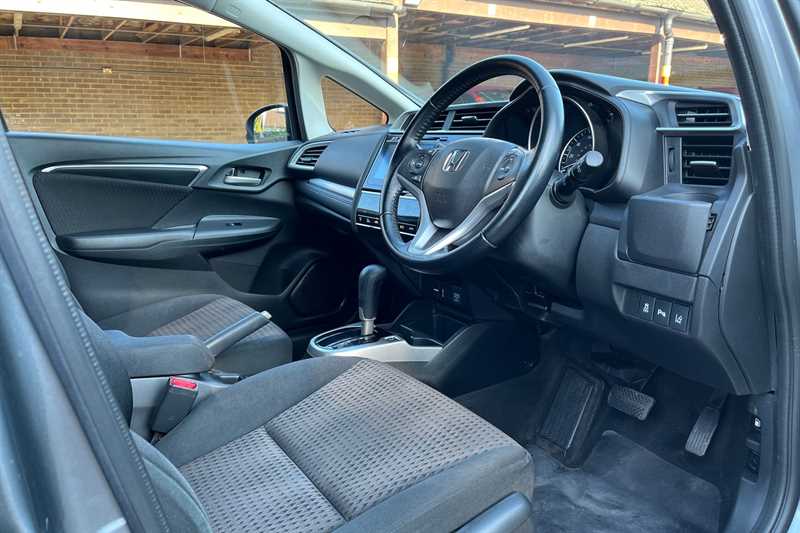 Used Honda Jazz 2019 for sale - 77960329: Photo 21