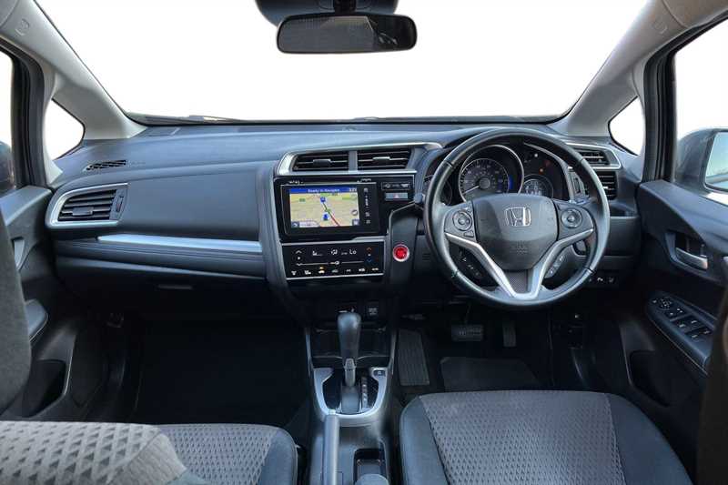 Used Honda Jazz 2019 for sale - 77960329: Photo 4