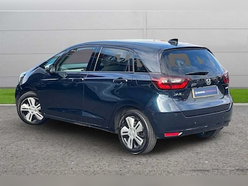 Used Honda Jazz 2021 for sale - 76420581: Photo