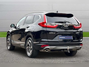 Used Honda CR-V 2018 for sale - 76112600: Photo