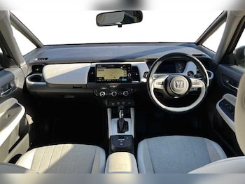 Used Honda Jazz 2023 for sale - 77810397: Photo