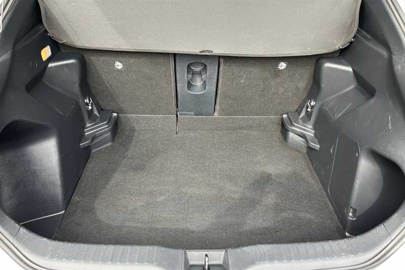 Used Toyota Yaris Cross 2022 for sale - 78215985: Photo 19