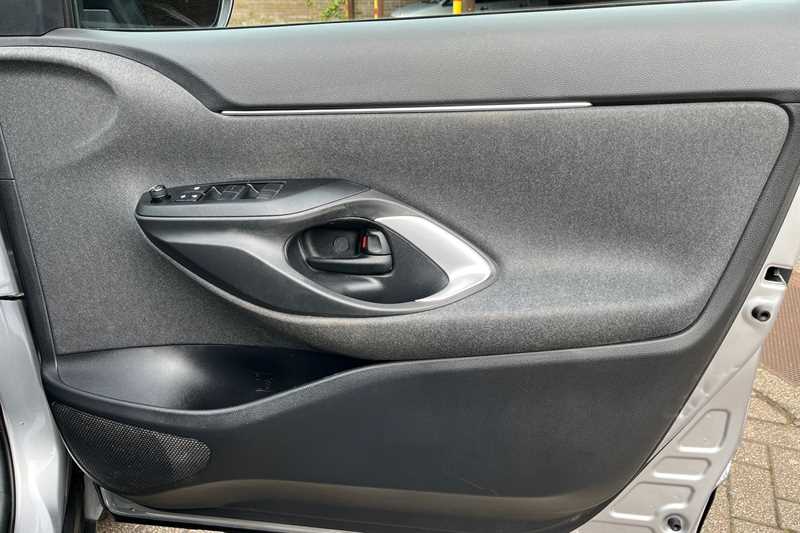 Used Toyota Yaris Cross 2022 for sale - 78215985: Photo 29