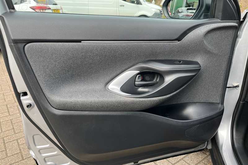 Used Toyota Yaris Cross 2022 for sale - 78215985: Photo 34