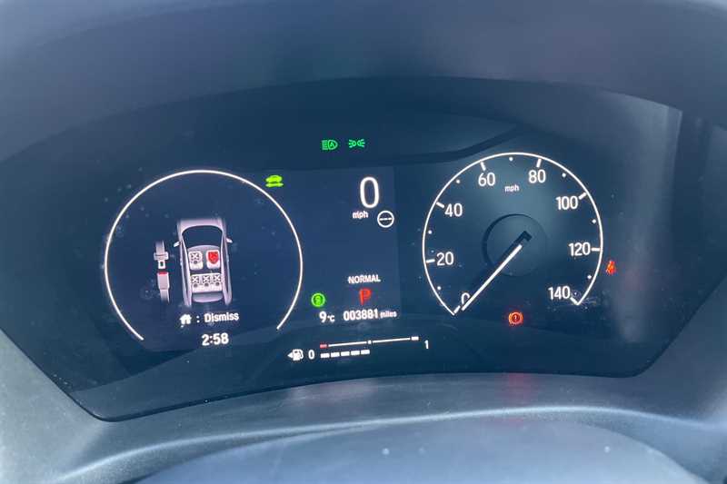 Used Honda HR-V 2023 for sale - 76636163: Photo 11