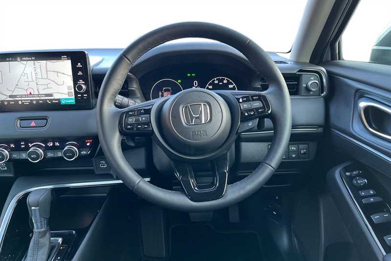 Used Honda HR-V 2023 for sale - 76636163: Photo 13