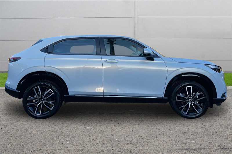 Used Honda HR-V 2023 for sale - 76636163: Photo 5