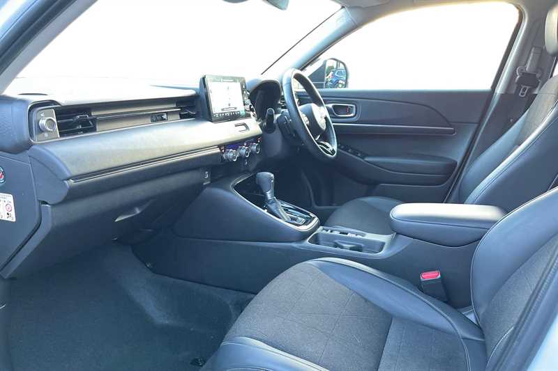 Used Honda HR-V 2022 for sale - 77043213: Photo 2