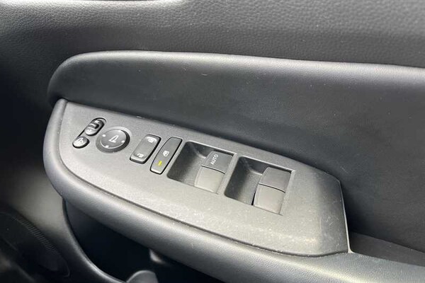 Used Honda Jazz 2021 for sale - 76155137: Photo 18