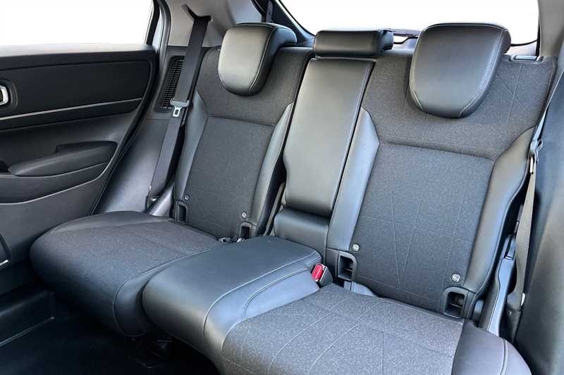 Used Honda HR-V 2023 for sale - 76773603: Photo 8