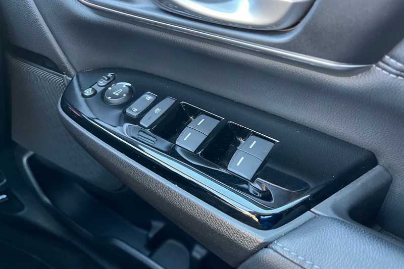 Used Honda CR-V 2023 for sale - 76745524: Photo 18