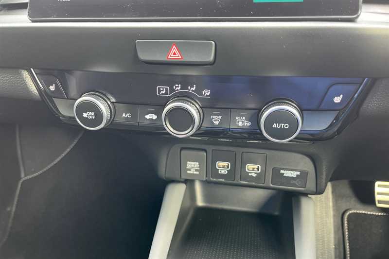 Used Honda Jazz 2023 for sale - 76155169: Photo 16