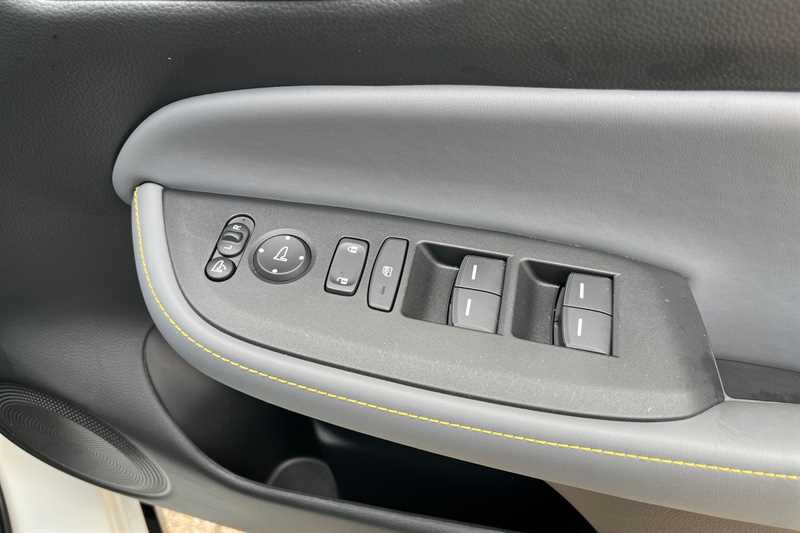 Used Honda Jazz 2023 for sale - 76155169: Photo 18