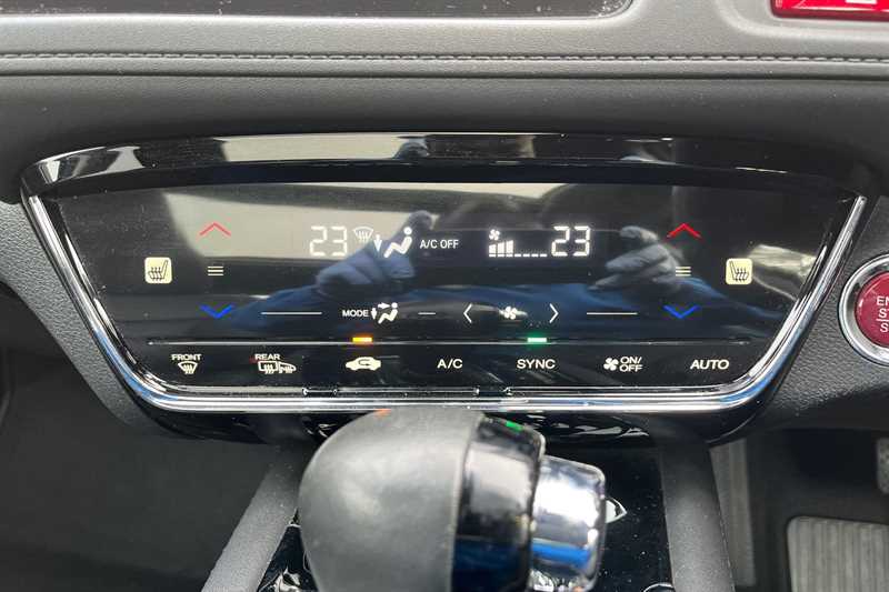 Used Honda HR-V 2018 for sale - 77979199: Photo 16