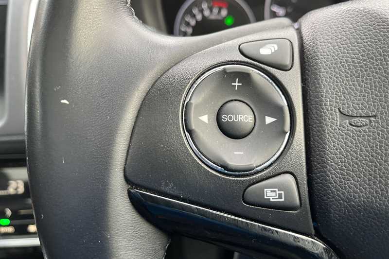 Used Honda HR-V 2018 for sale - 77979199: Photo 17