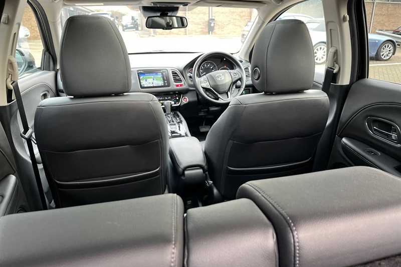 Used Honda HR-V 2018 for sale - 77979199: Photo 30