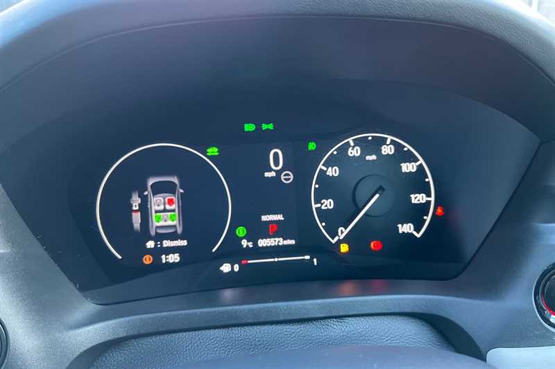 Used Honda HR-V 2024 for sale - 76999900: Photo 11