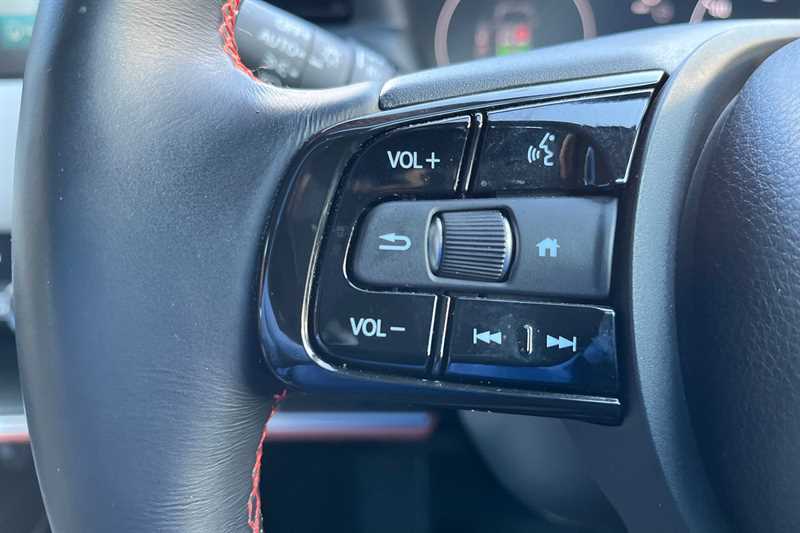 Used Honda HR-V 2024 for sale - 76999900: Photo 17