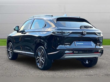 Used Honda HR-V 2024 for sale - 76999900: Photo