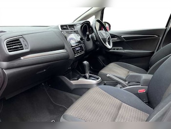 Used Honda Jazz 2018 for sale - 76442014: Photo