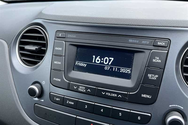 Used Hyundai i10 2017 for sale - 76610046: Photo 15