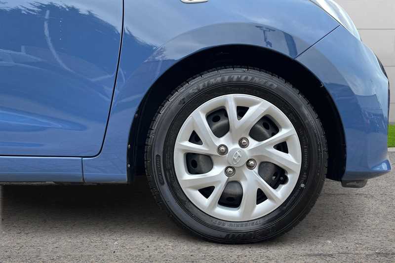 Used Hyundai i10 2017 for sale - 76610046: Photo 9