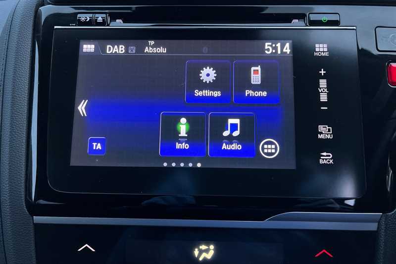 Used Honda Jazz 2015 for sale - 76563970: Photo 14