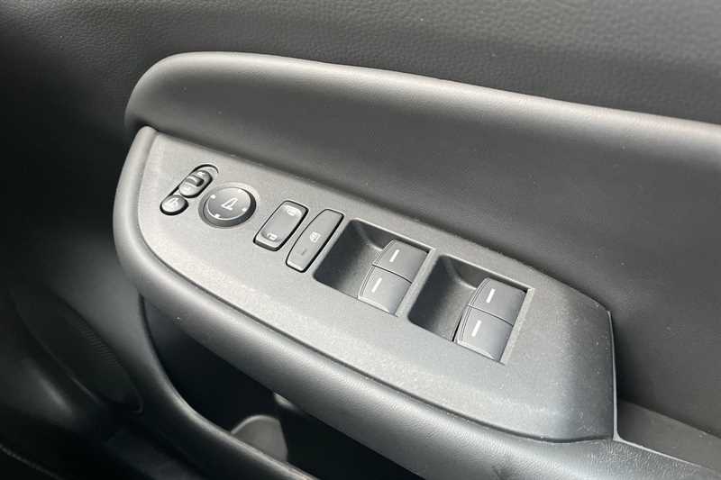 Used Honda Jazz 2023 for sale - 76773595: Photo 18