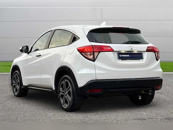 Used Honda HR-V 2016 for sale - 76311767: Photo