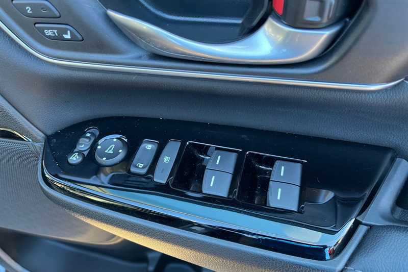 Used Honda CR-V 2023 for sale - 76648318: Photo 18